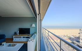 Zeezicht Oostduinkerke - Residentie Golfslag